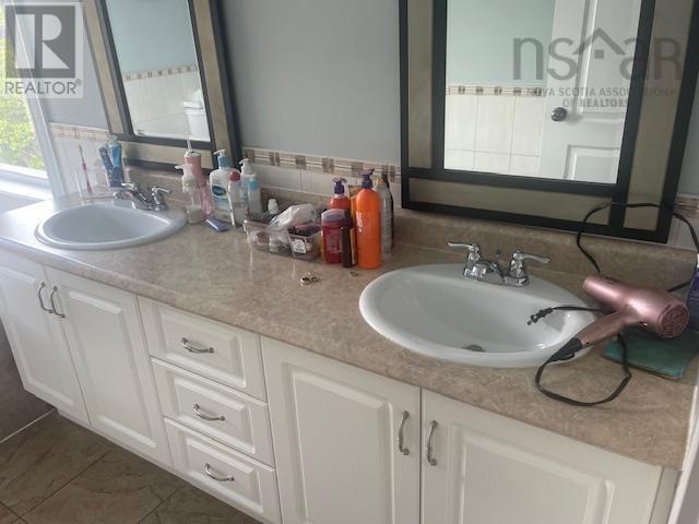 50 Lindenwood Terrace, Dartmouth, Nova Scotia  B2W 0B1 - Photo 23 - 202524987