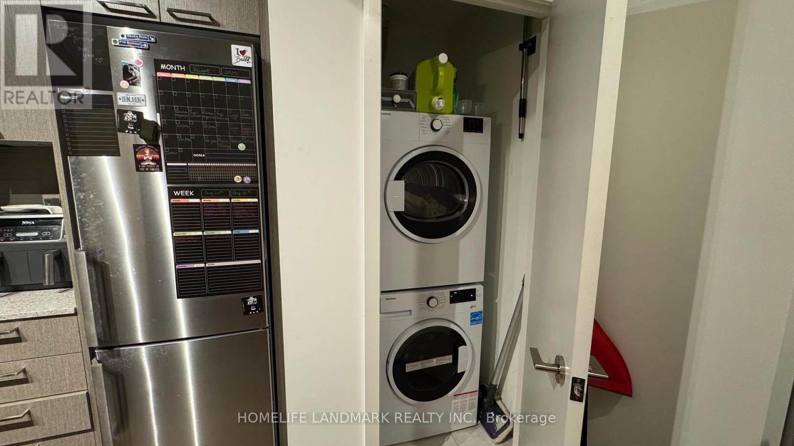 402 - 1808 St Clair Avenue W, Toronto, Ontario  M6N 0C1 - Photo 9 - W12472084