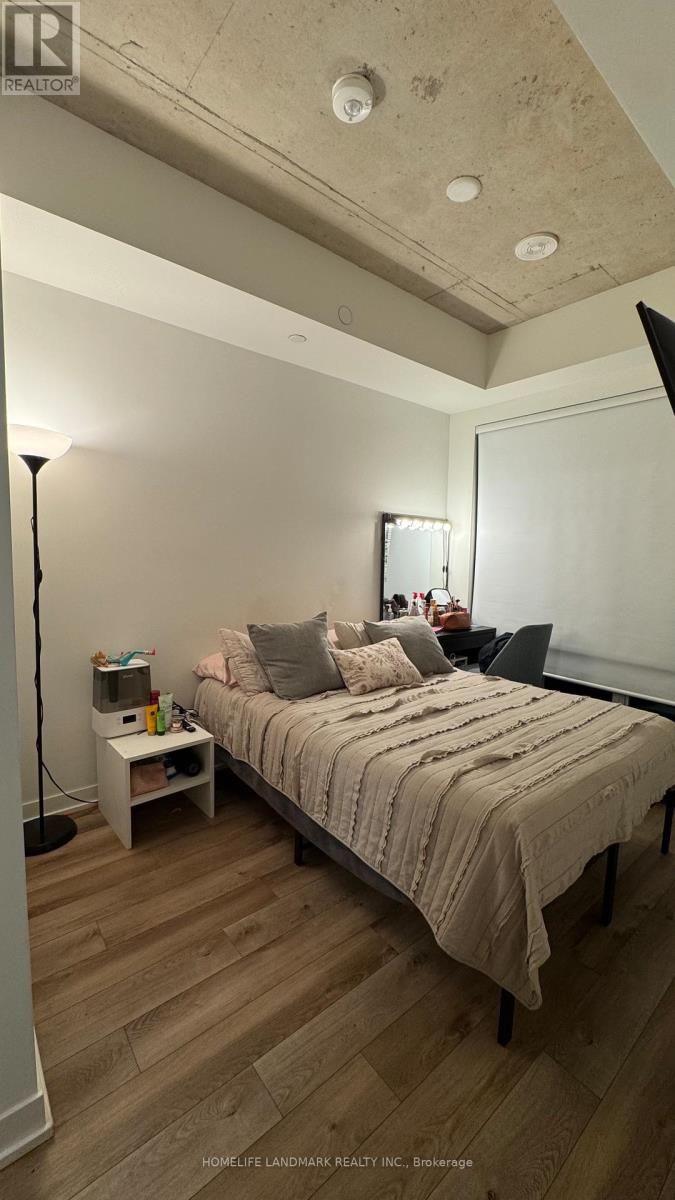 402 - 1808 St Clair Avenue W, Toronto, Ontario  M6N 0C1 - Photo 3 - W12472084