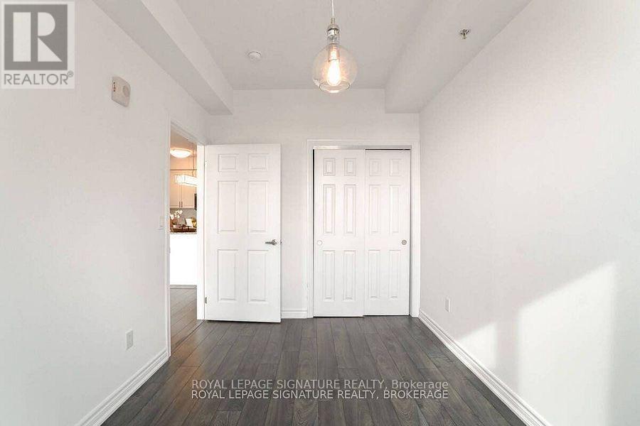 307 - 2490 Old Bronte Road, Oakville, Ontario  L6M 4J2 - Photo 8 - W12487346