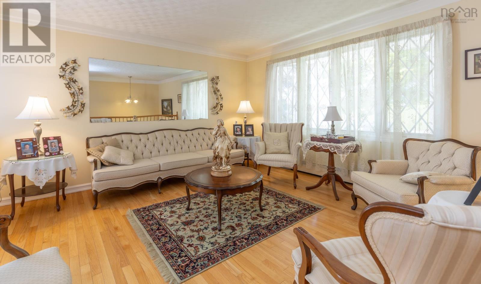 4 Harbourview Drive, Yarmouth, Nova Scotia  B5A 4C3 - Photo 12 - 202516380