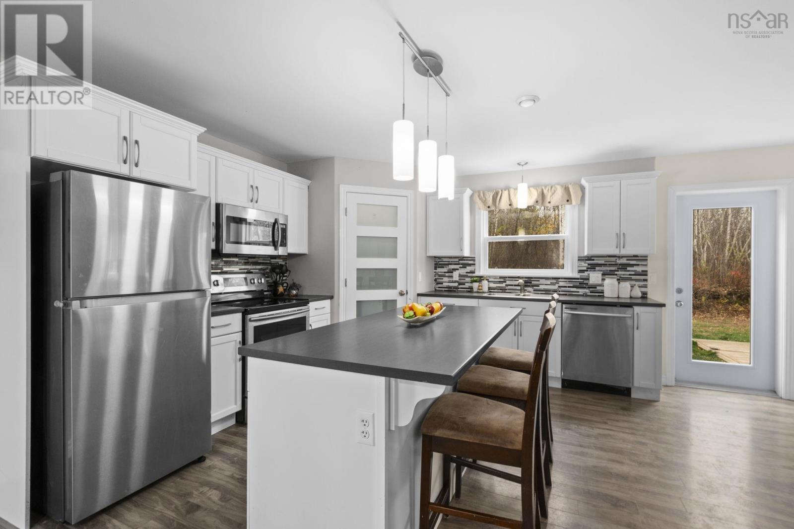 58 Underwood Road, Garlands Crossing, Nova Scotia  B0N 2T0 - Photo 9 - 202526868