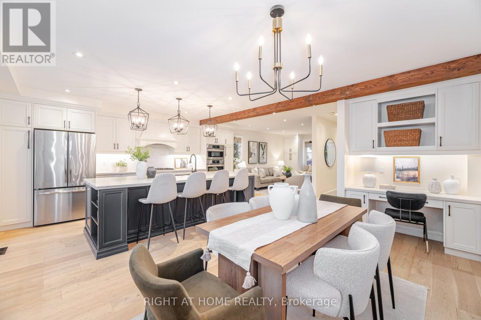 28 Forty First Street, Toronto, Ontario  M8W 3N6 - Photo 13 - W12489506