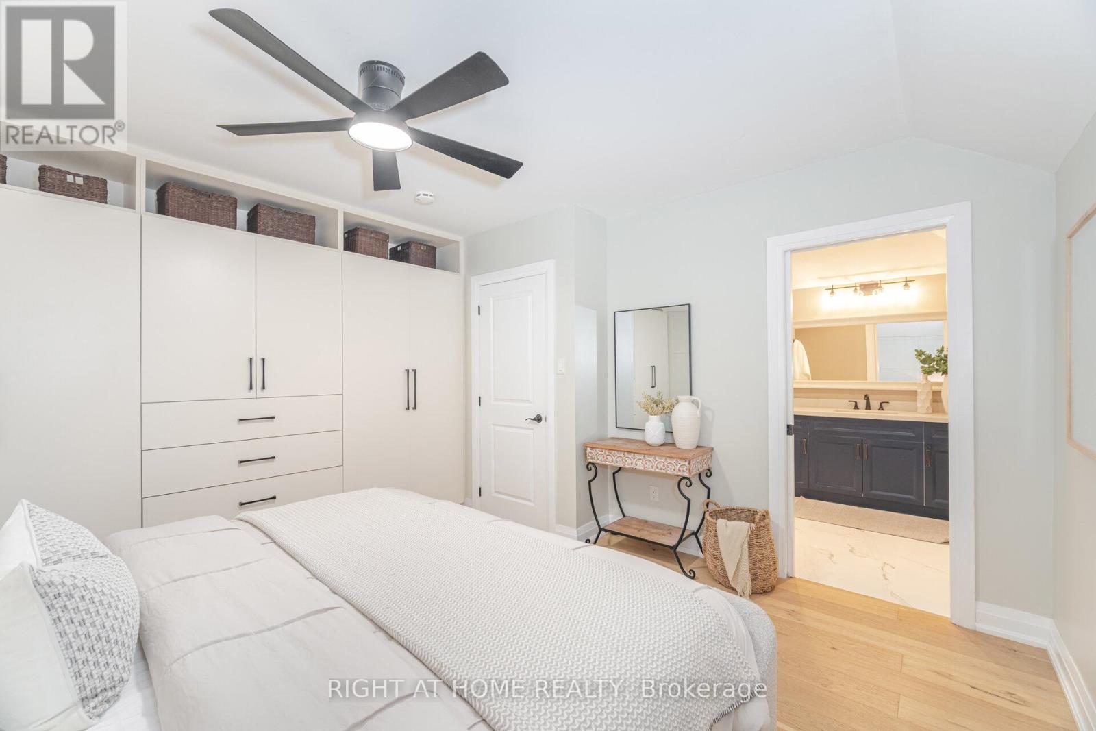 28 Forty First Street, Toronto, Ontario  M8W 3N6 - Photo 19 - W12489506