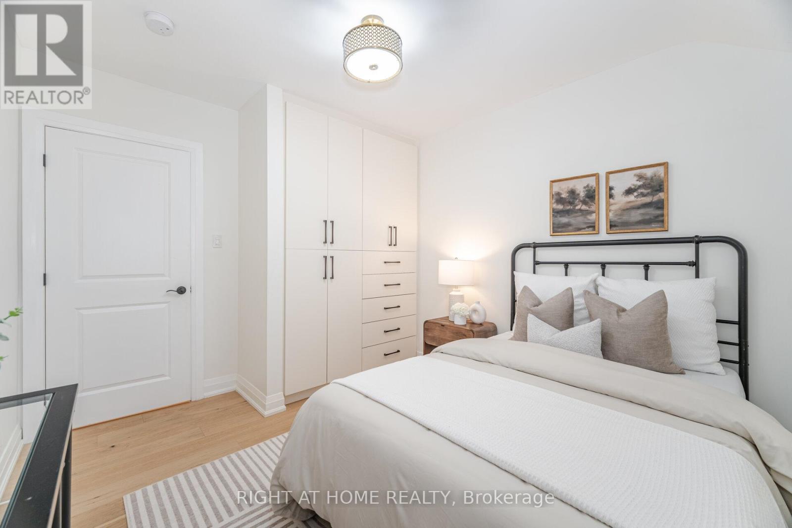 28 Forty First Street, Toronto, Ontario  M8W 3N6 - Photo 23 - W12489506