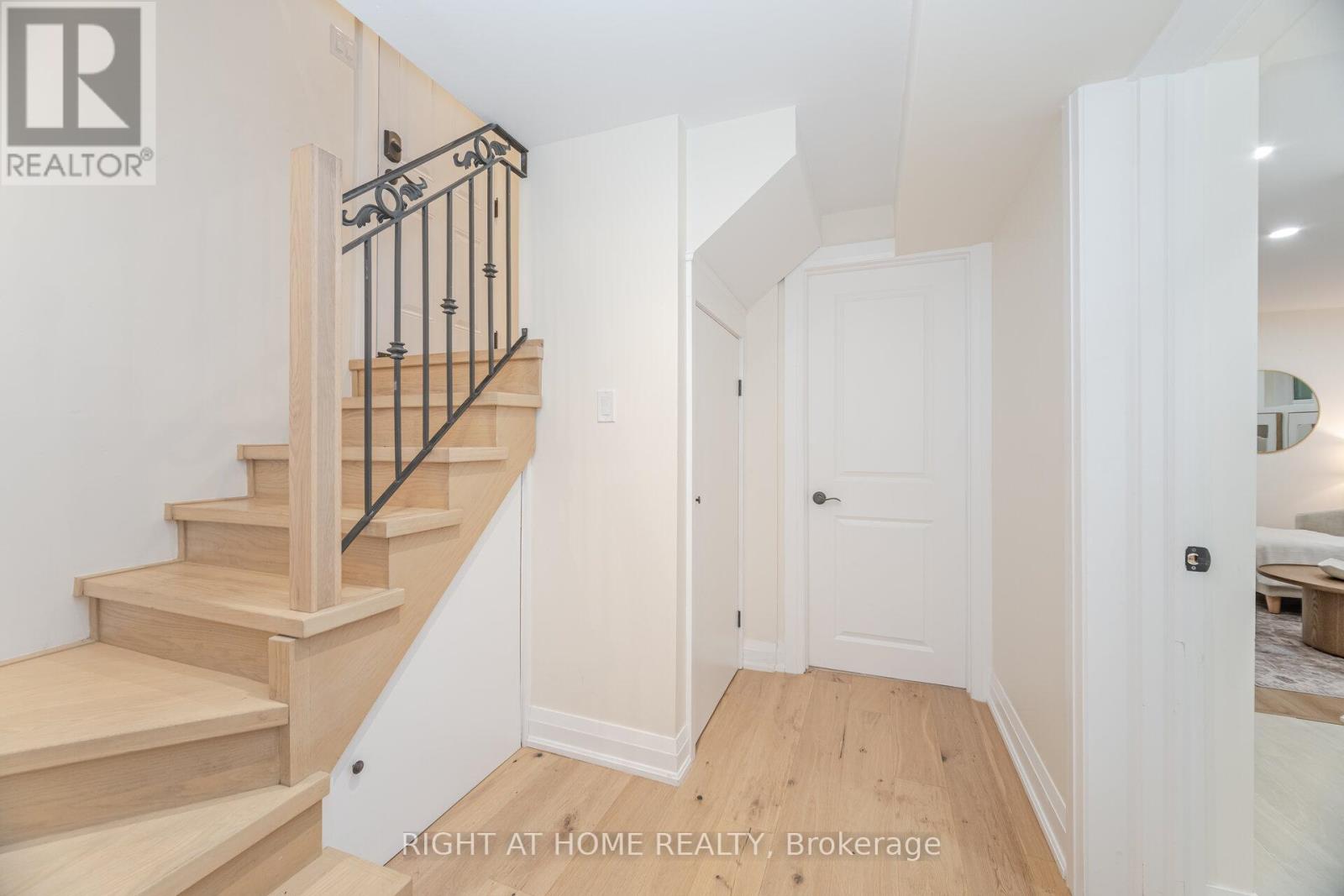 28 Forty First Street, Toronto, Ontario  M8W 3N6 - Photo 29 - W12489506