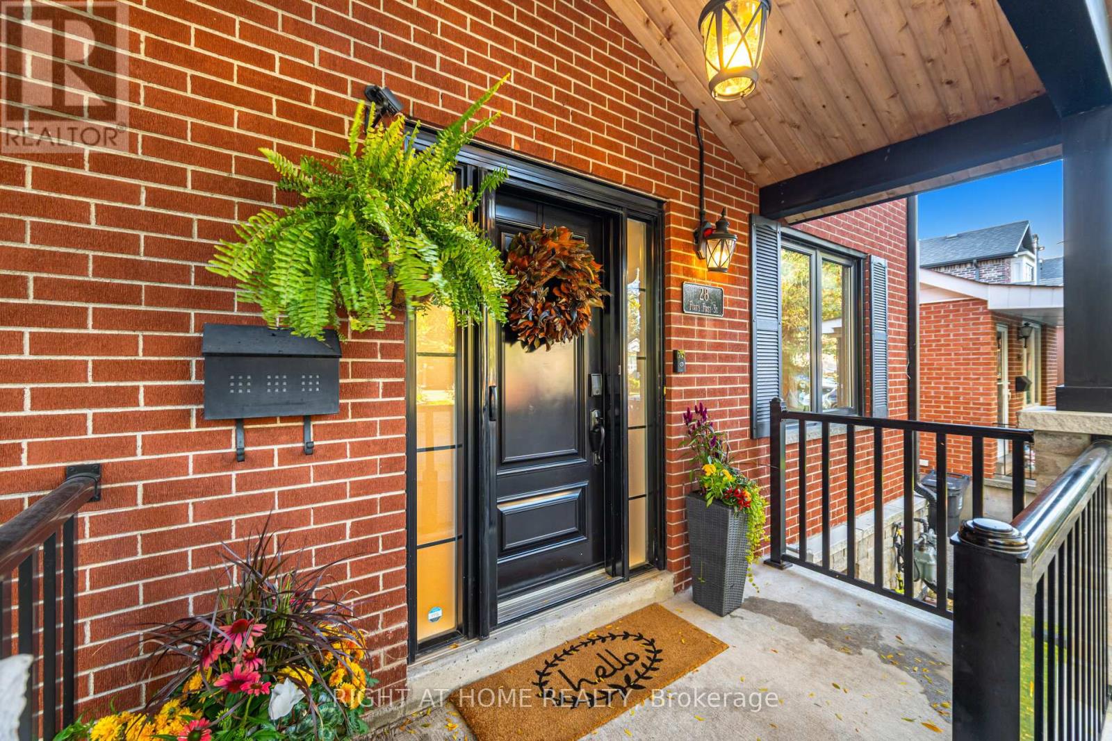 28 Forty First Street, Toronto, Ontario  M8W 3N6 - Photo 3 - W12489506