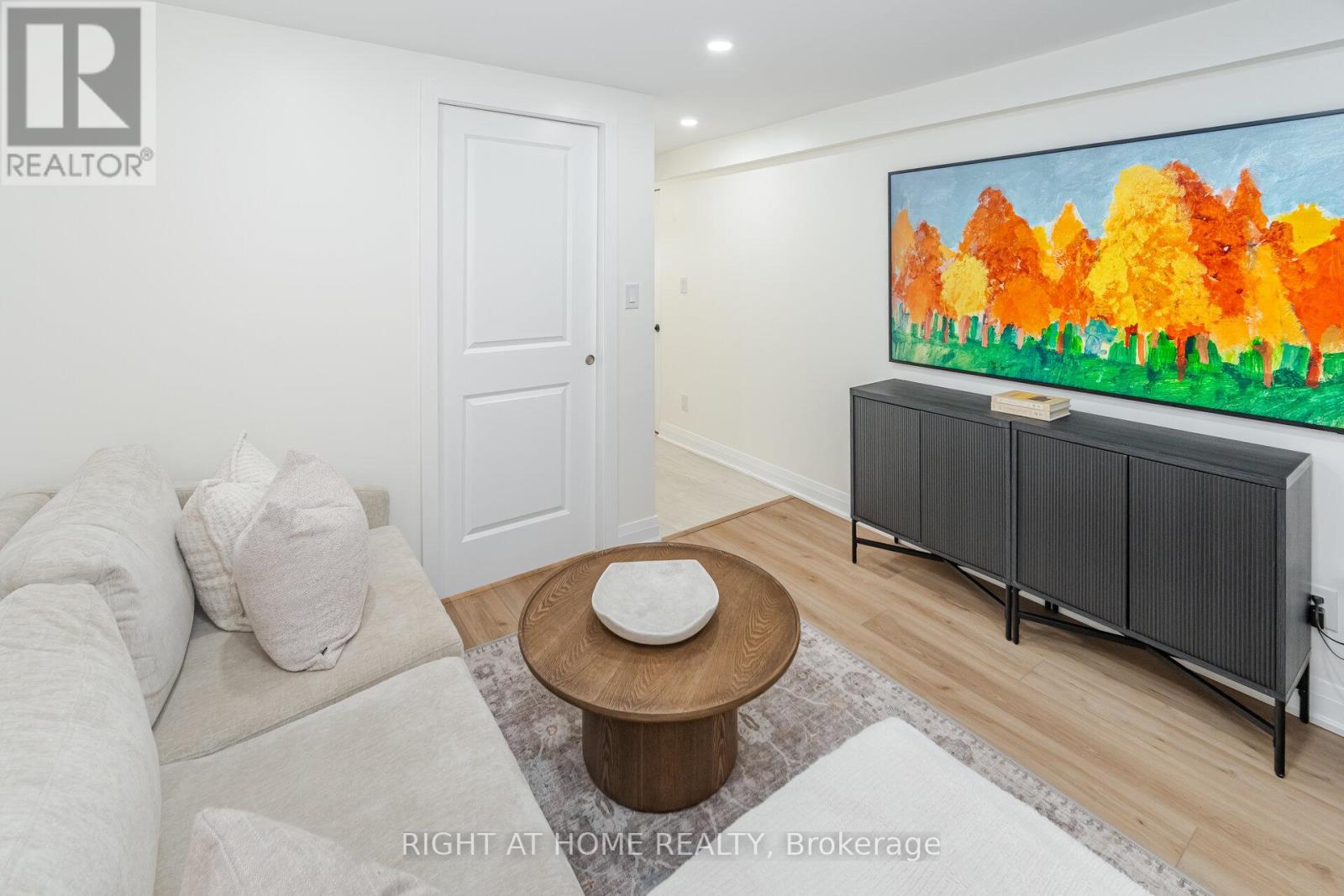 28 Forty First Street, Toronto, Ontario  M8W 3N6 - Photo 32 - W12489506