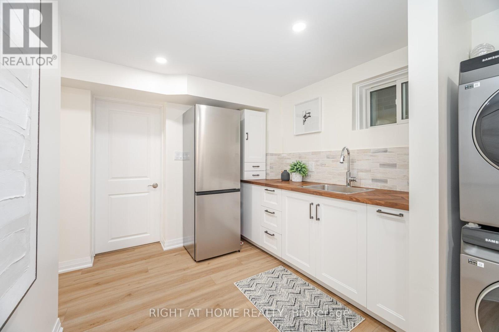 28 Forty First Street, Toronto, Ontario  M8W 3N6 - Photo 36 - W12489506