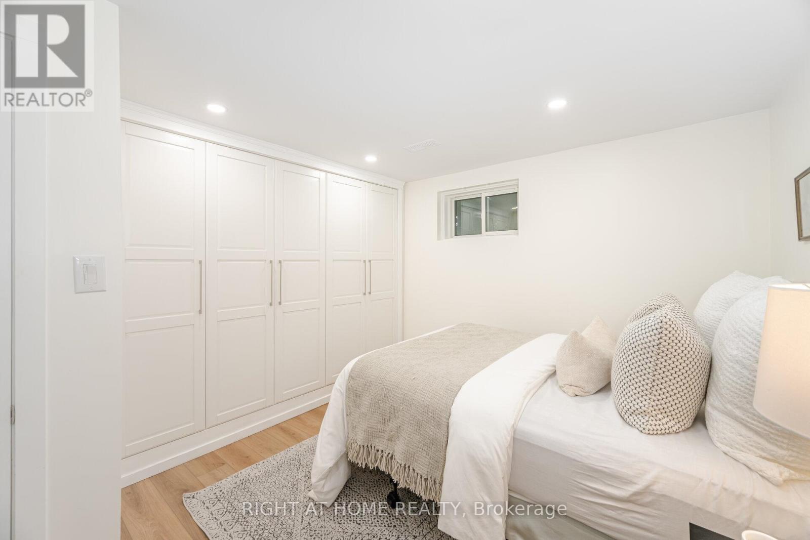 28 Forty First Street, Toronto, Ontario  M8W 3N6 - Photo 38 - W12489506