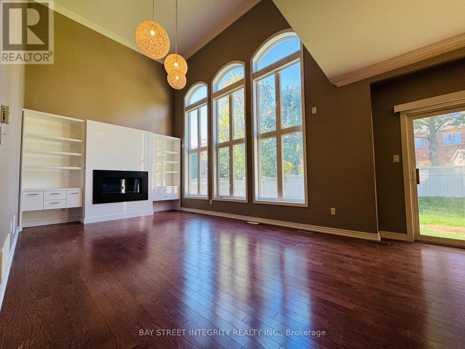 2449 Tesla Crescent, Oakville, Ontario  L6H 7T6 - Photo 14 - W12489512