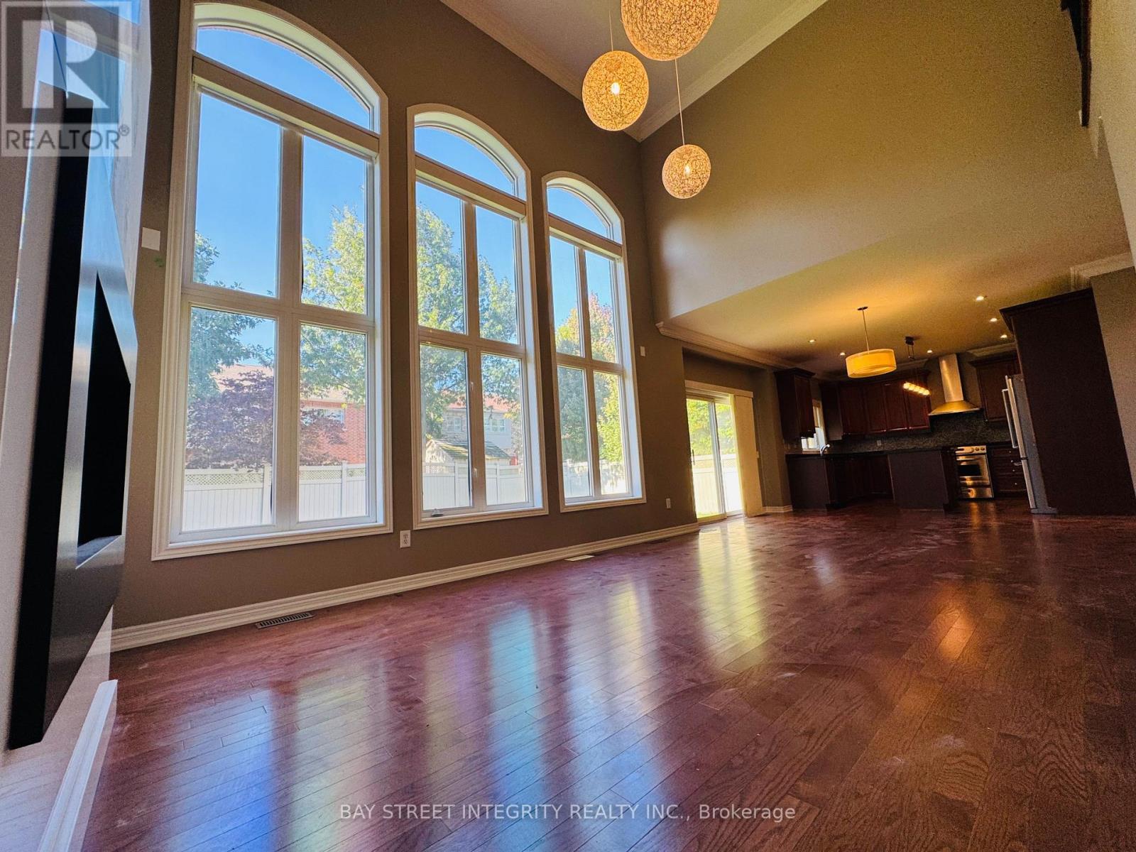 2449 Tesla Crescent, Oakville, Ontario  L6H 7T6 - Photo 15 - W12489512