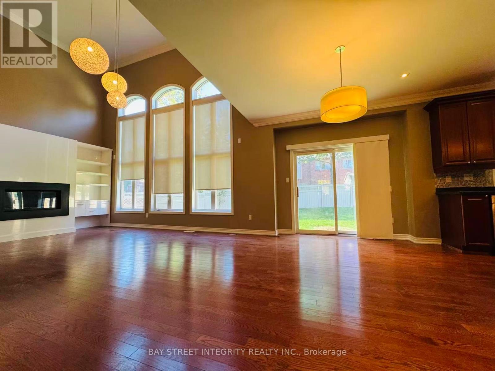 2449 Tesla Crescent, Oakville, Ontario  L6H 7T6 - Photo 18 - W12489512