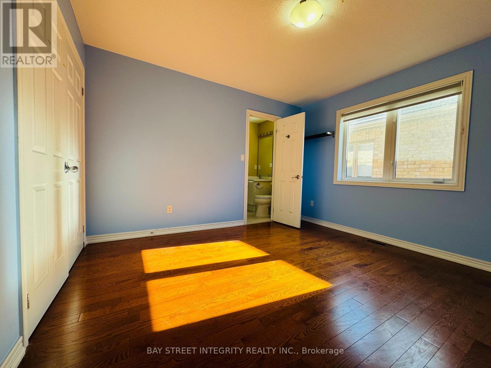 2449 Tesla Crescent, Oakville, Ontario  L6H 7T6 - Photo 27 - W12489512