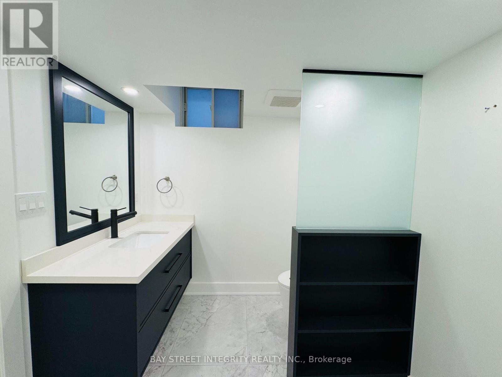 2449 Tesla Crescent, Oakville, Ontario  L6H 7T6 - Photo 44 - W12489512