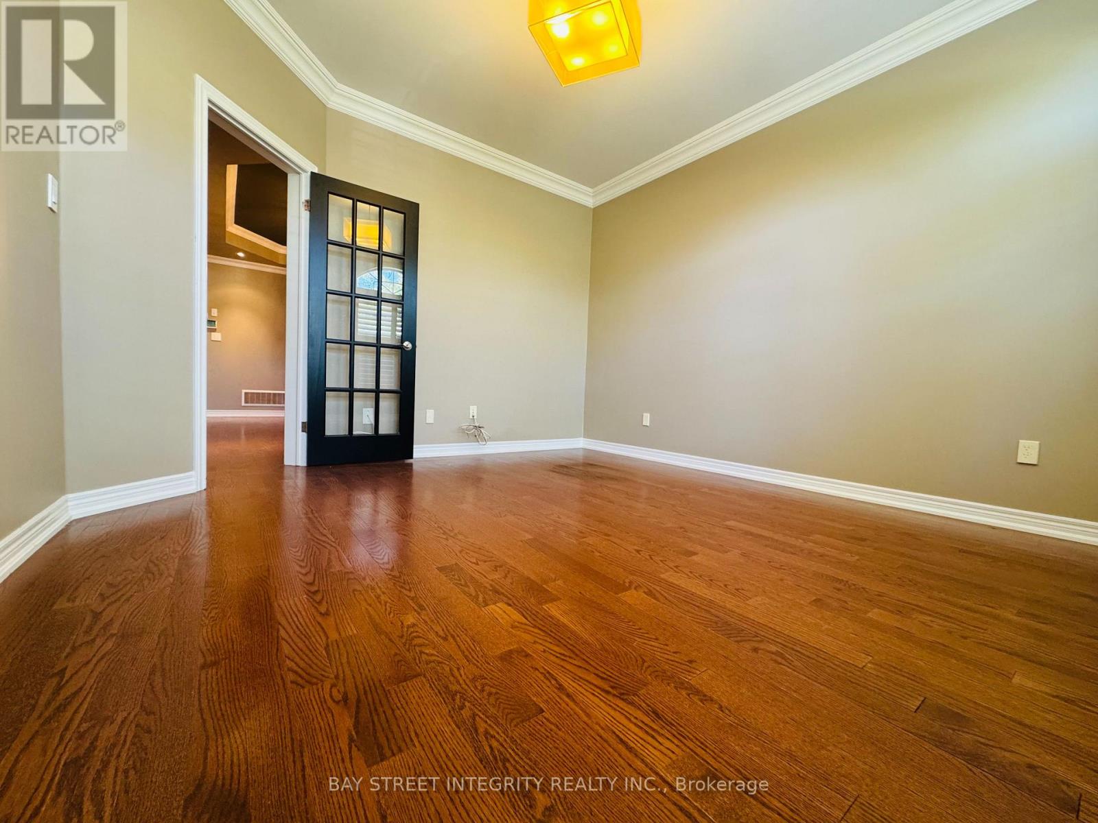 2449 Tesla Crescent, Oakville, Ontario  L6H 7T6 - Photo 7 - W12489512