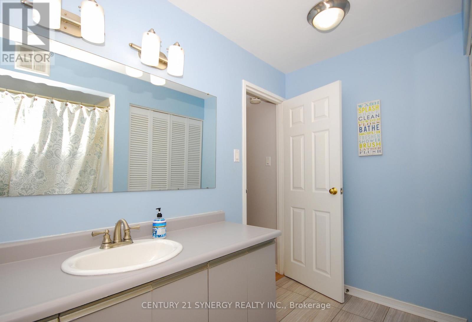 309 - 199 Kent Street, Ottawa, Ontario  K2P 2K8 - Photo 24 - X12489556