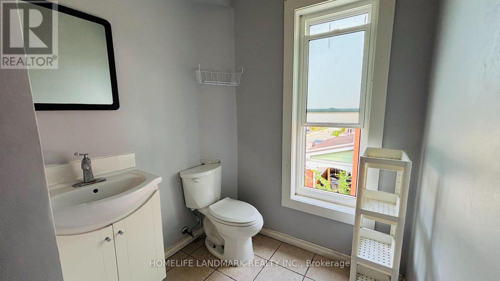 30 Regina Street N, Waterloo, Ontario  N2J 3A1 - Photo 17 - X12489494