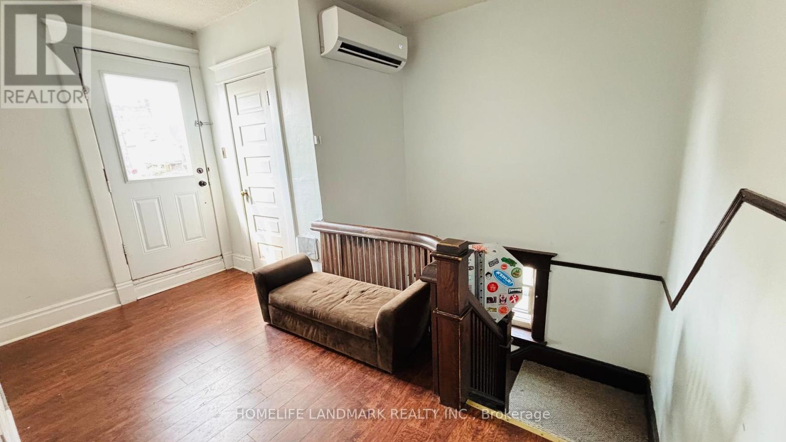 30 Regina Street N, Waterloo, Ontario  N2J 3A1 - Photo 18 - X12489494