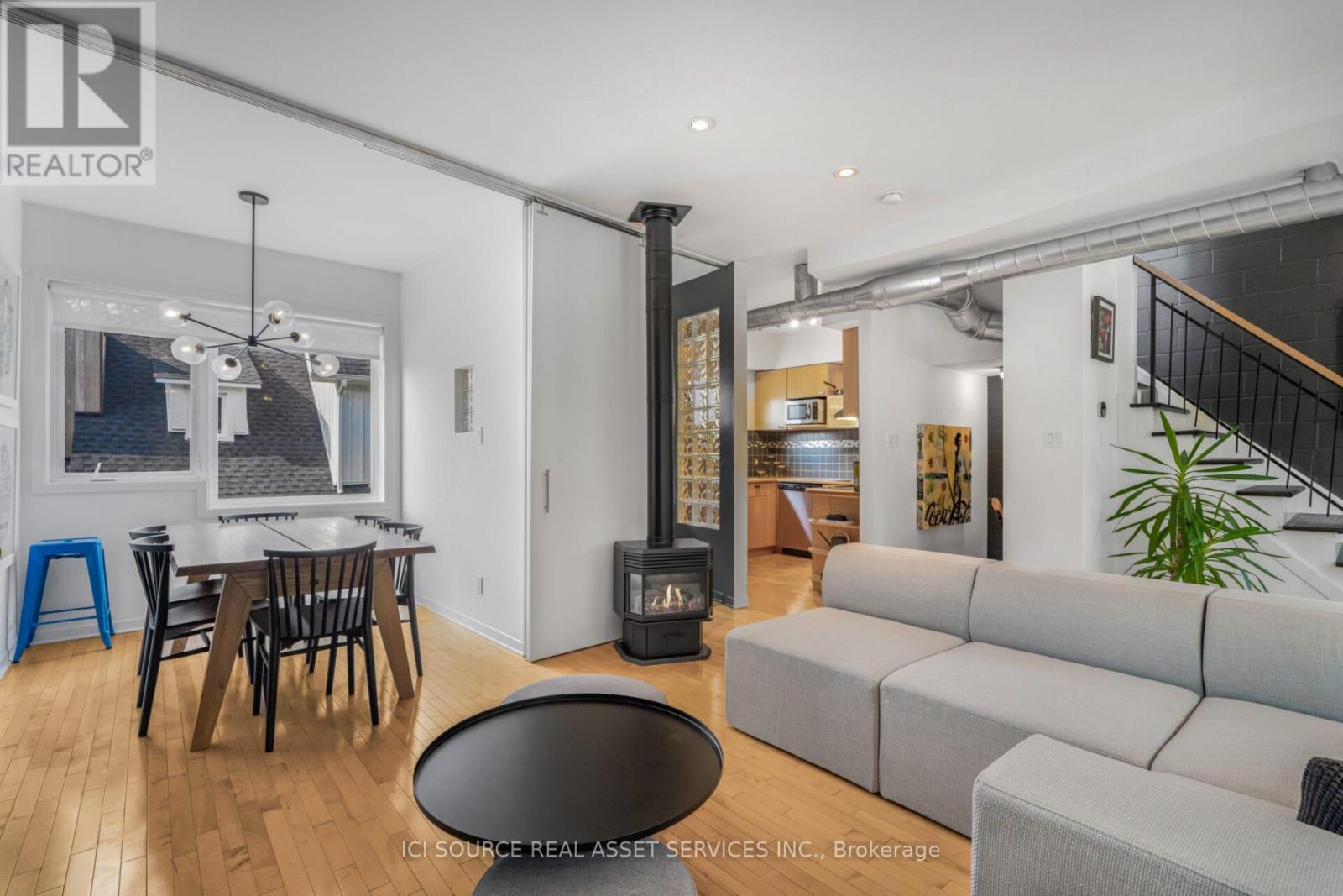 1137 Gladstone Avenue, Ottawa, Ontario  K1Y 3H4 - Photo 13 - X12489496