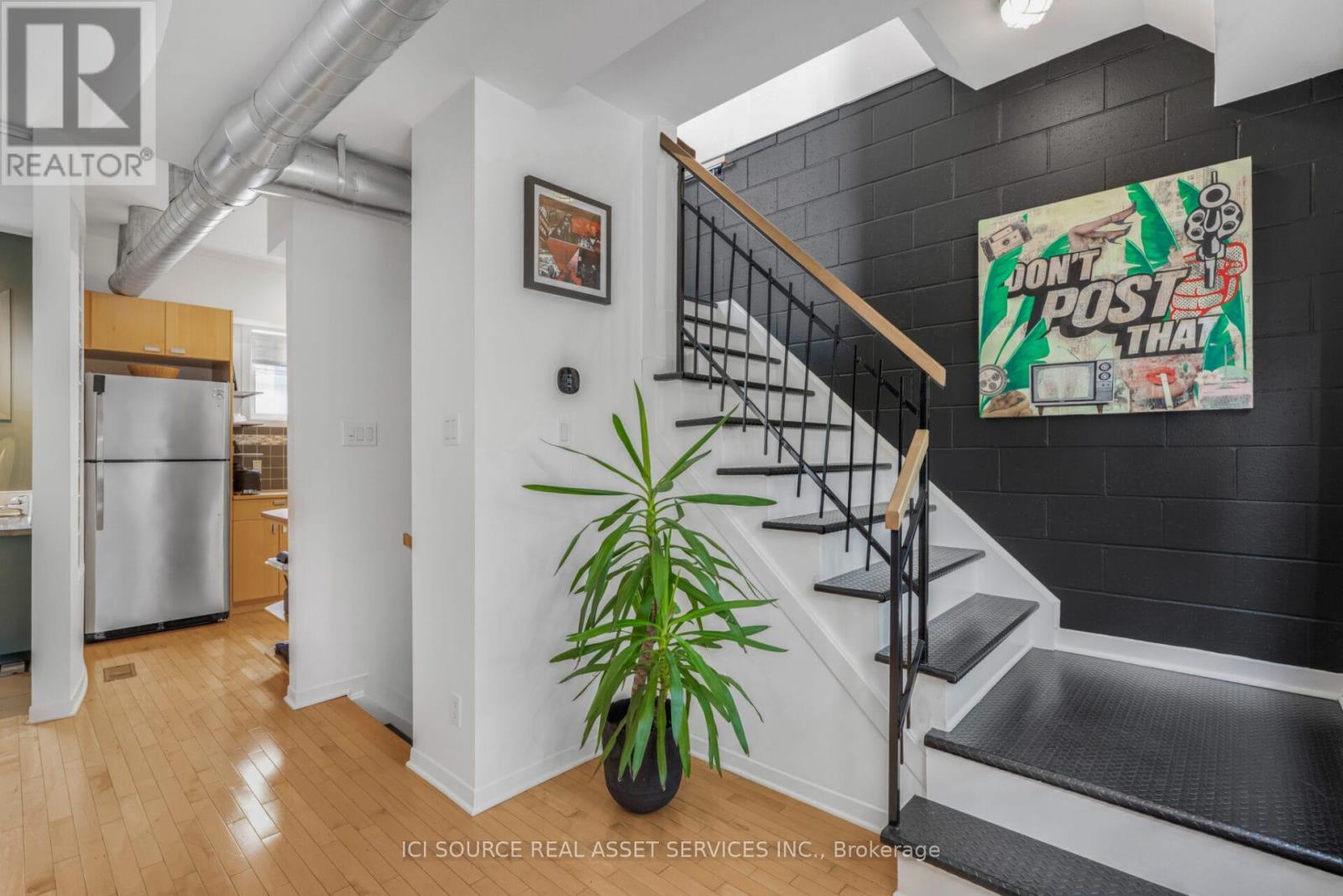 1137 Gladstone Avenue, Ottawa, Ontario  K1Y 3H4 - Photo 17 - X12489496