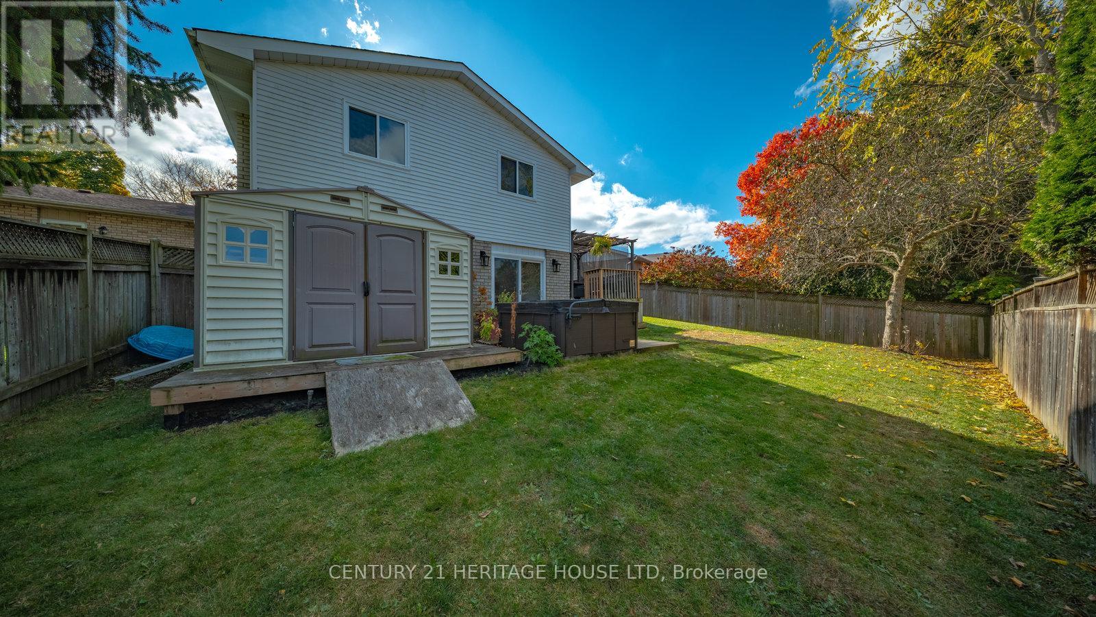 45 Latzer Crescent, Brantford, Ontario  N3V 1E1 - Photo 33 - X12489508