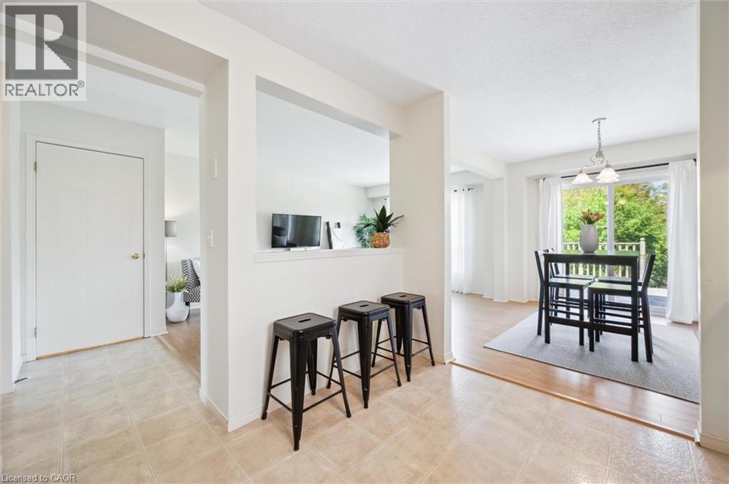 566 Bonavista Drive, Waterloo, Ontario  N2K 3Z7 - Photo 13 - 40784177