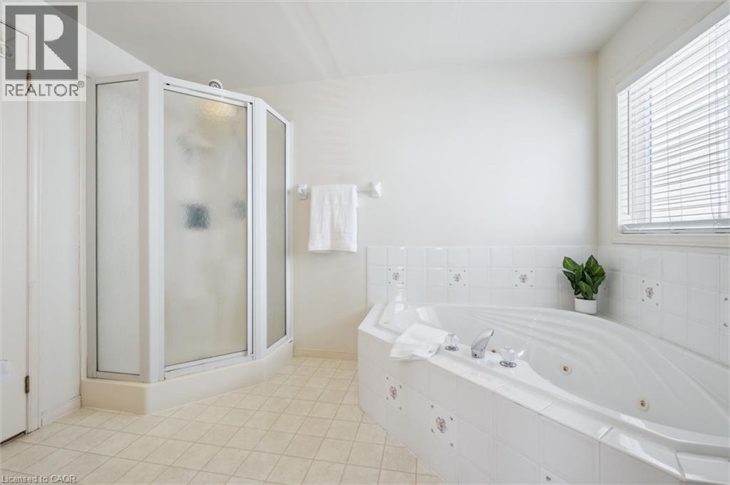 566 Bonavista Drive, Waterloo, Ontario  N2K 3Z7 - Photo 24 - 40784177