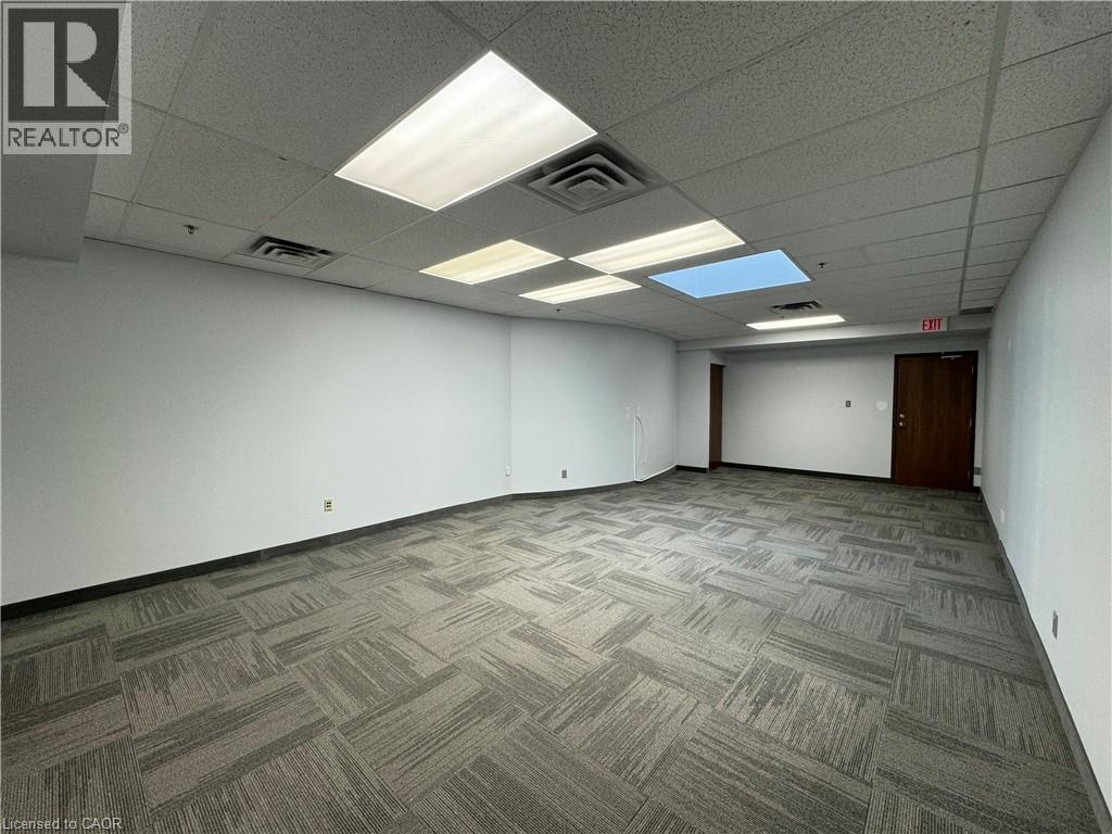 2140 Winston Park Drive Unit# 210, Oakville, Ontario  L6H 5W1 - Photo 5 - XH4192814