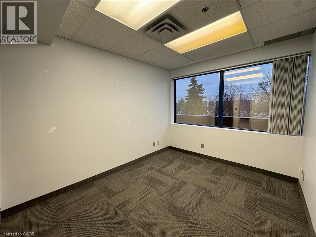 2140 Winston Park Drive Unit# 210, Oakville, Ontario  L6H 5W1 - Photo 2 - XH4192814