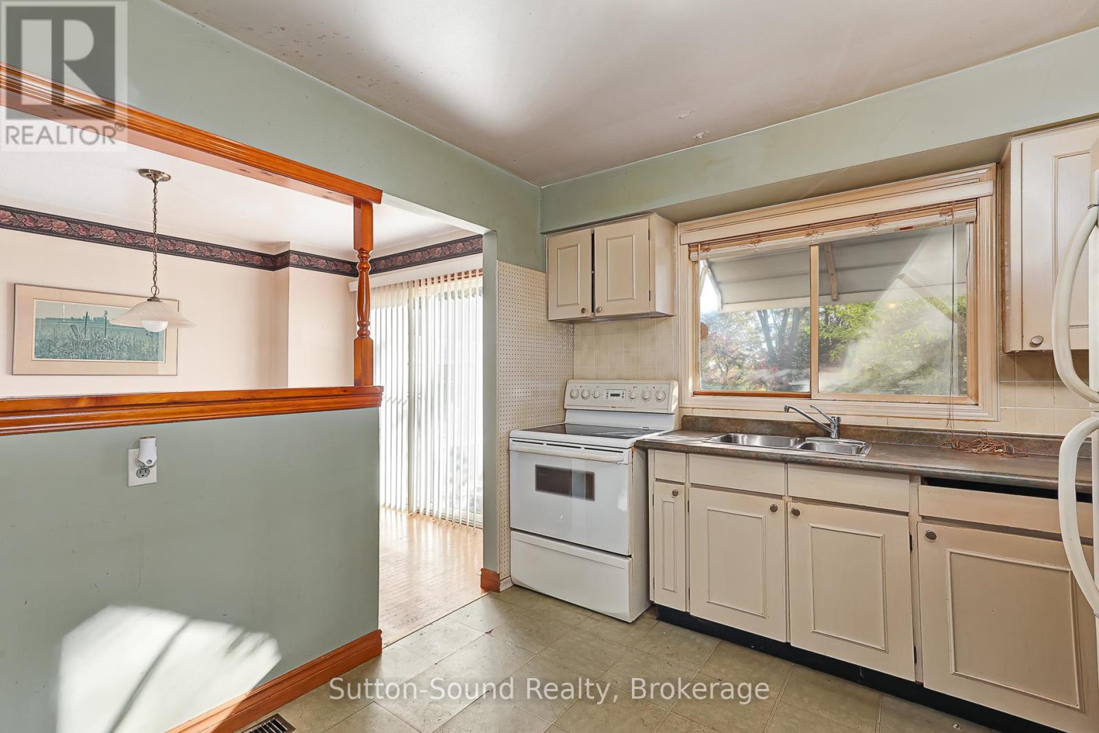 1805 7th Avenue W, Owen Sound, Ontario  N4K 5L5 - Photo 18 - X12489528