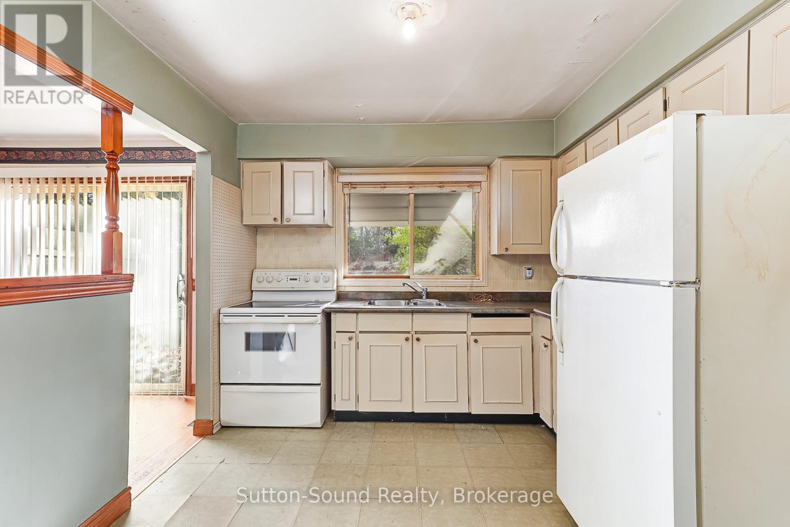 1805 7th Avenue W, Owen Sound, Ontario  N4K 5L5 - Photo 19 - X12489528