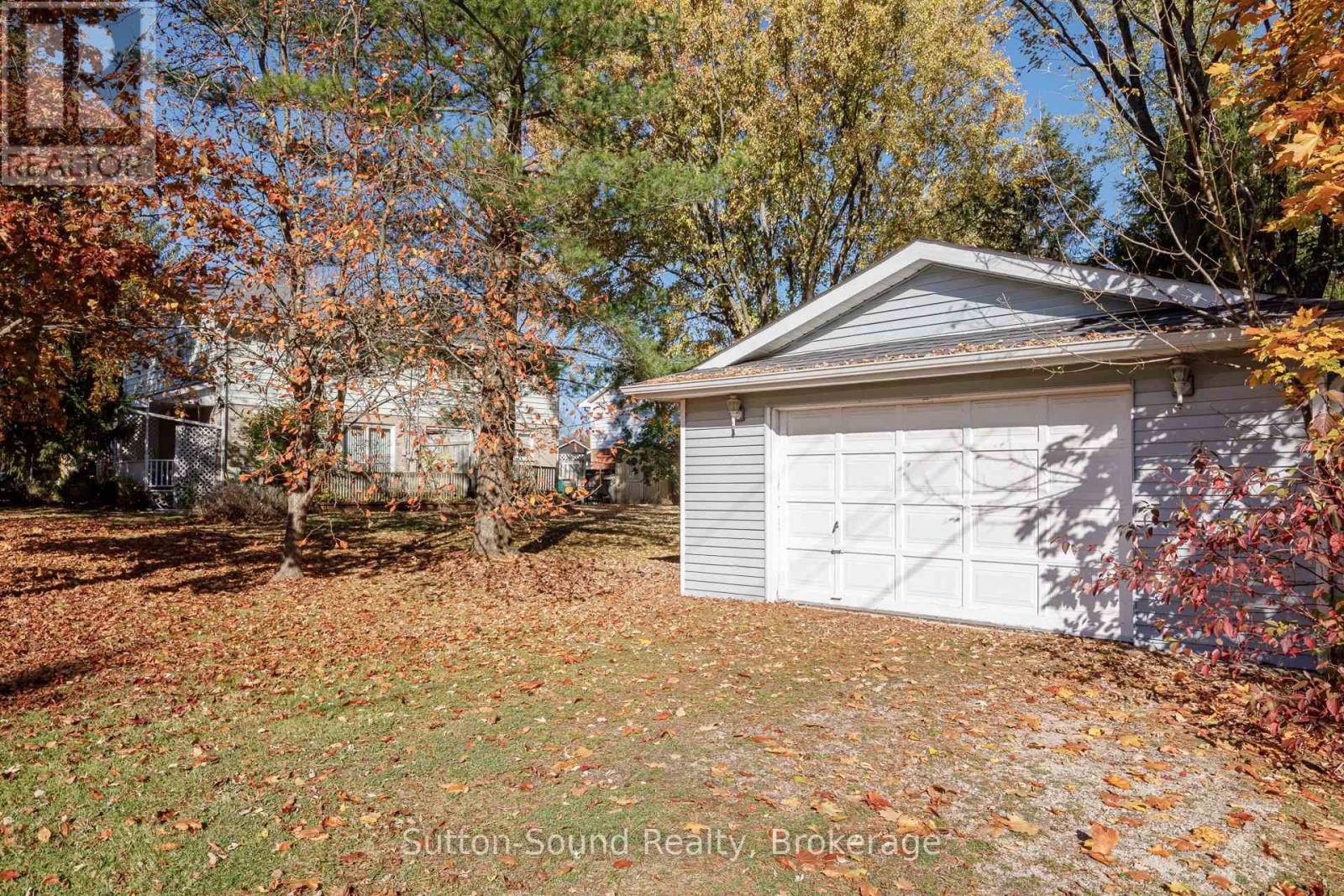 1805 7th Avenue W, Owen Sound, Ontario  N4K 5L5 - Photo 31 - X12489528