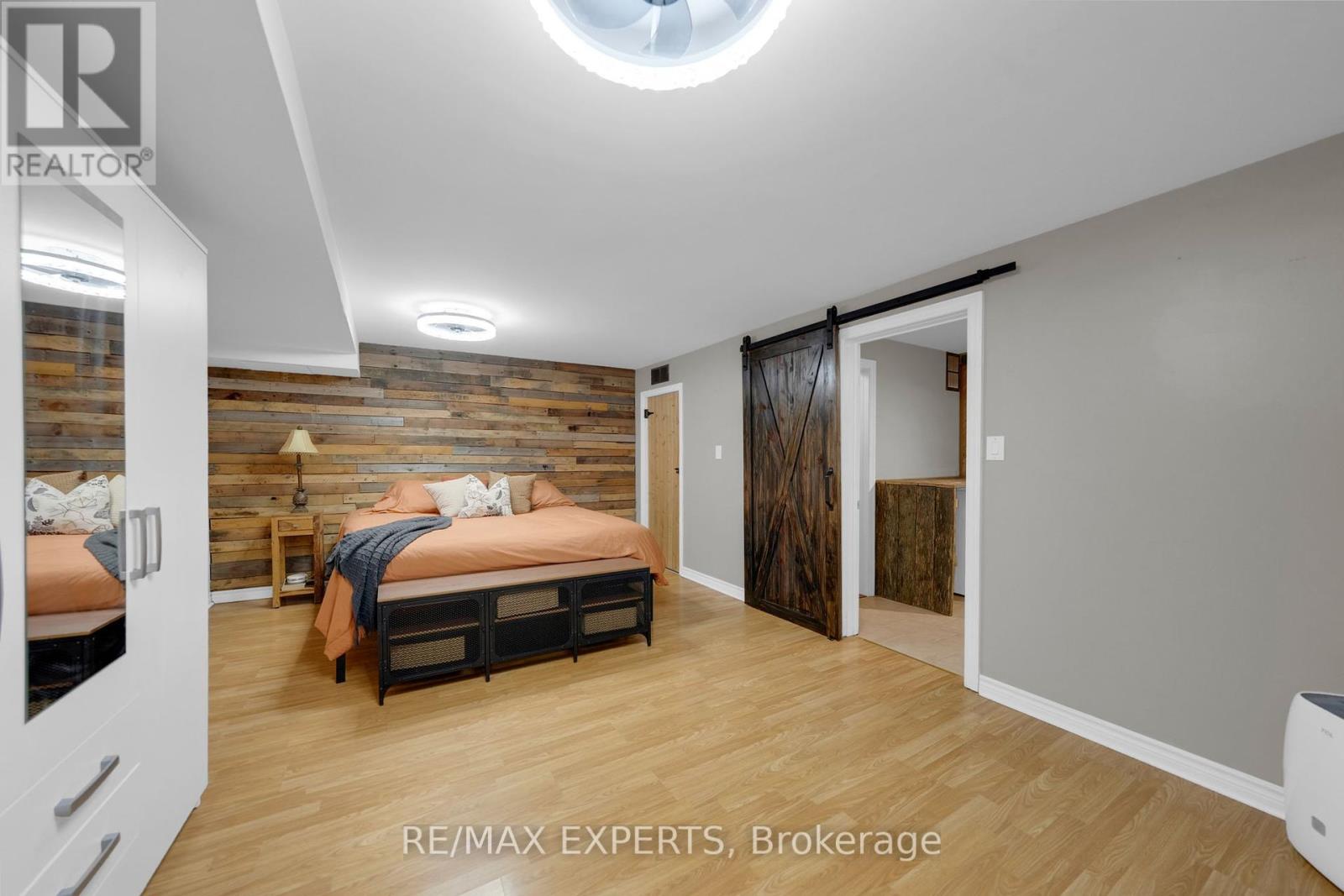 15481 Mount Wolfe Road, Caledon, Ontario  L7E 3P3 - Photo 32 - W12444920