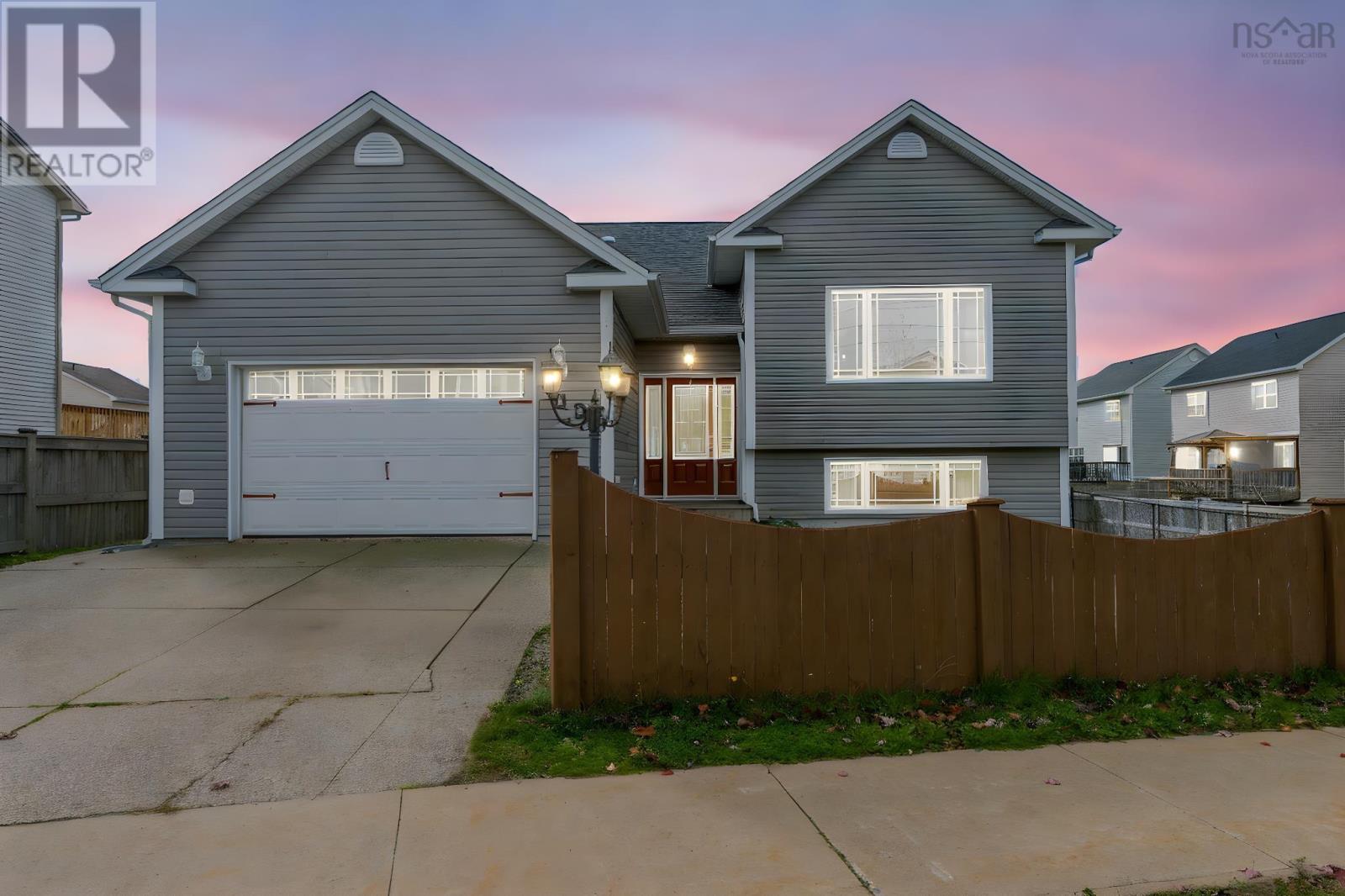 14 Marshall Street, Dartmouth, Nova Scotia  B2X 0A8 - Photo 2 - 202526874