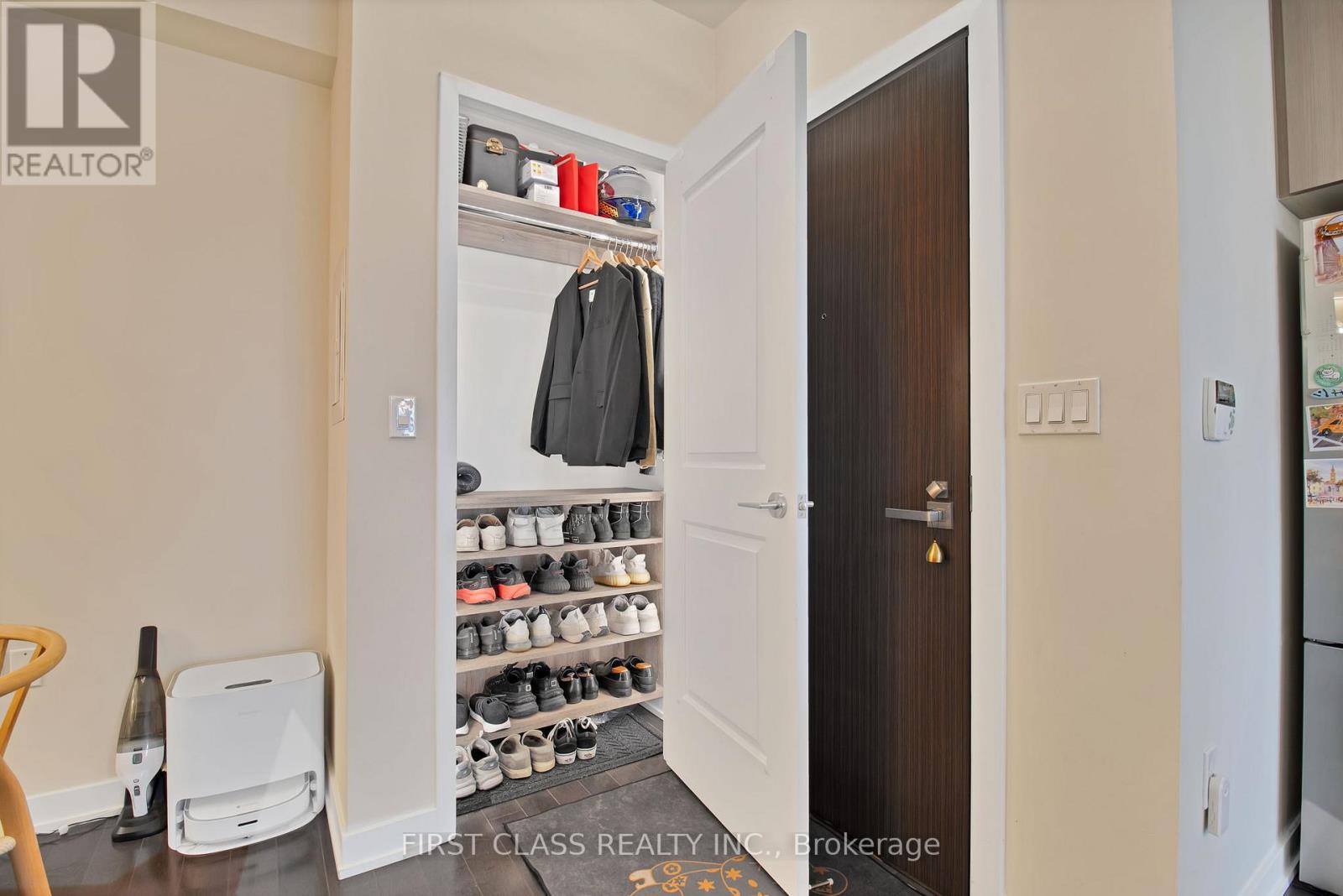 3309 - 1 The Esplanade, Toronto, Ontario  M5E 0A8 - Photo 5 - C12431230