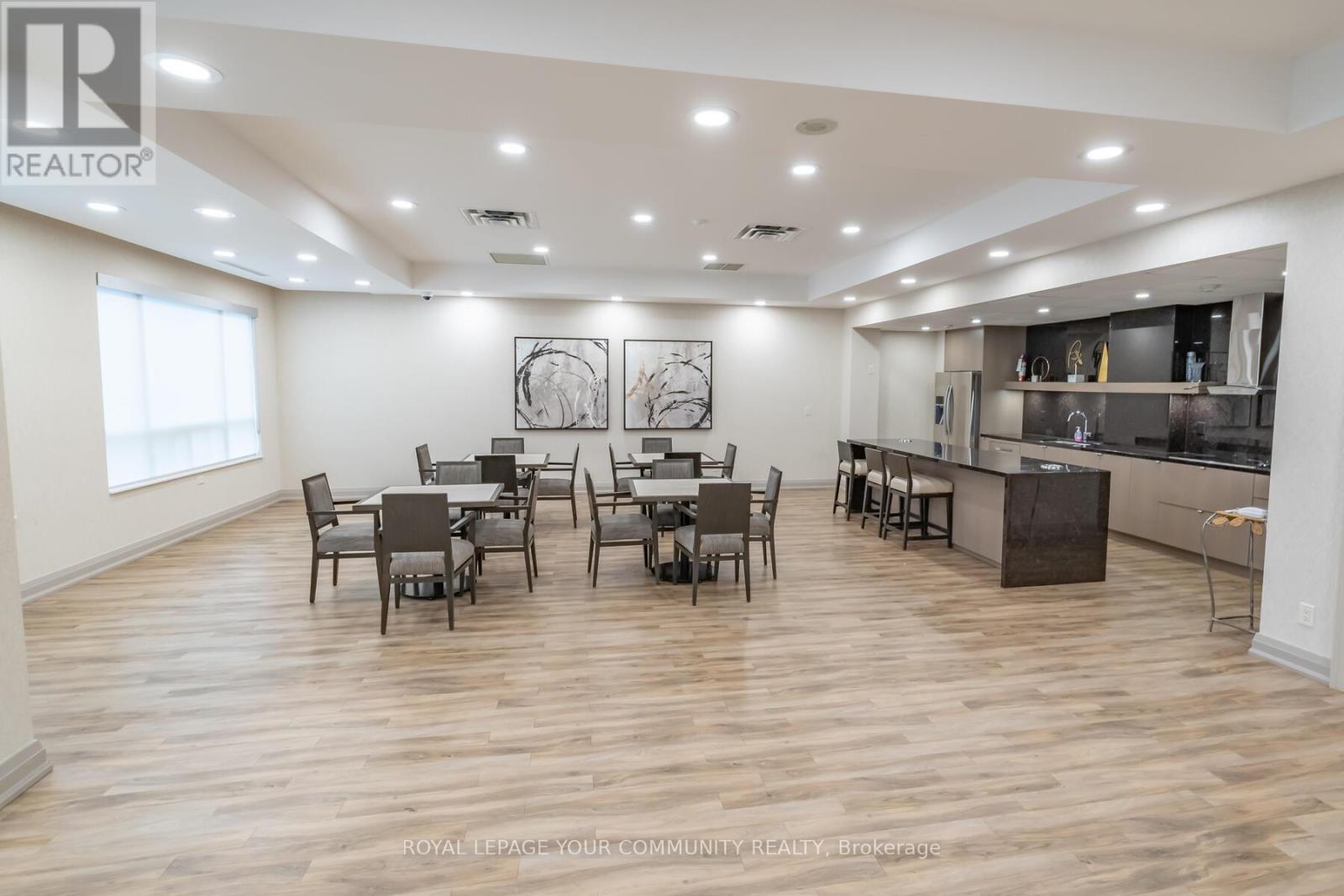 1016 - 9 Northern Heights Drive, Richmond Hill, Ontario  L4B 4M5 - Photo 18 - N12427275