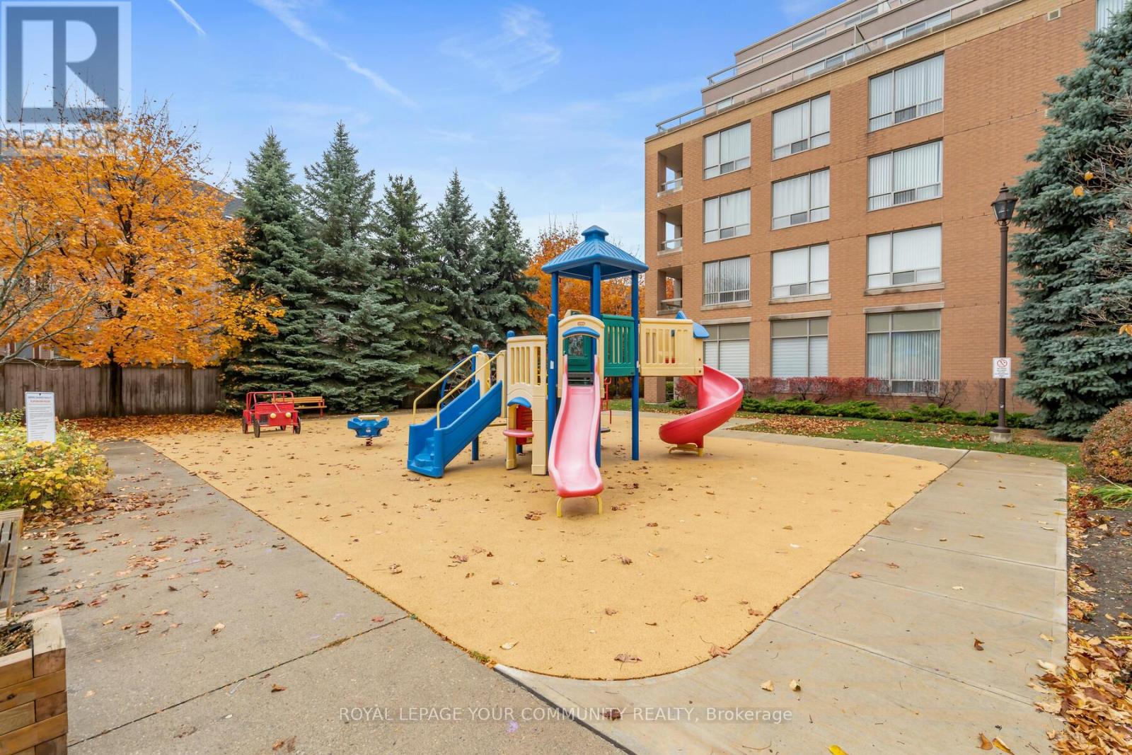 1016 - 9 Northern Heights Drive, Richmond Hill, Ontario  L4B 4M5 - Photo 20 - N12427275