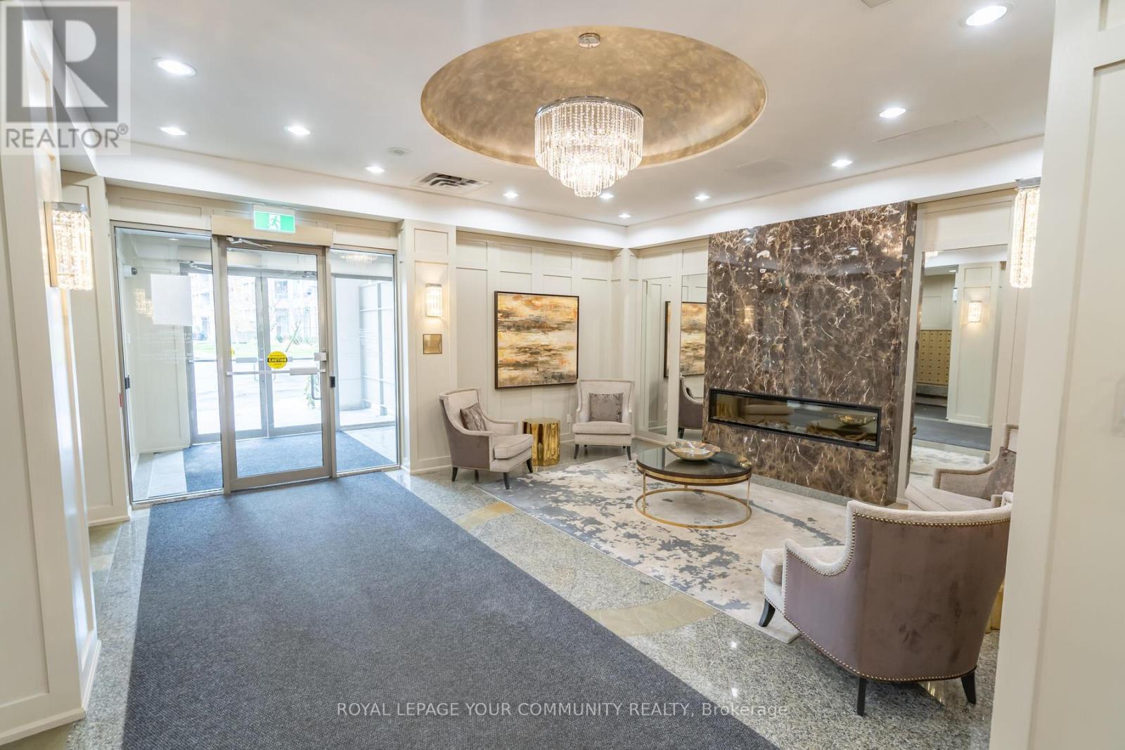 1016 - 9 Northern Heights Drive, Richmond Hill, Ontario  L4B 4M5 - Photo 15 - N12427275