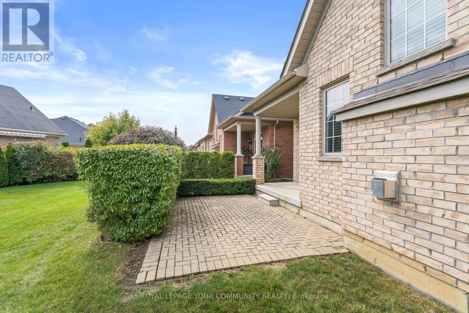 74 Locust Drive, Brampton, Ontario  L6R 0Y8 - Photo 31 - W12423437