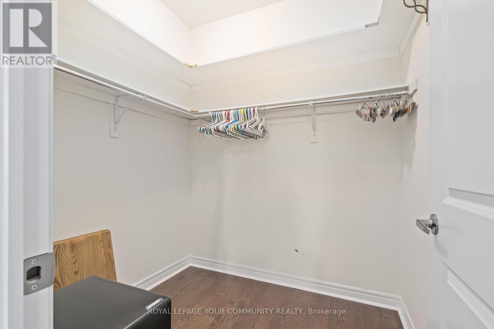 74 Locust Drive, Brampton, Ontario  L6R 0Y8 - Photo 25 - W12423437