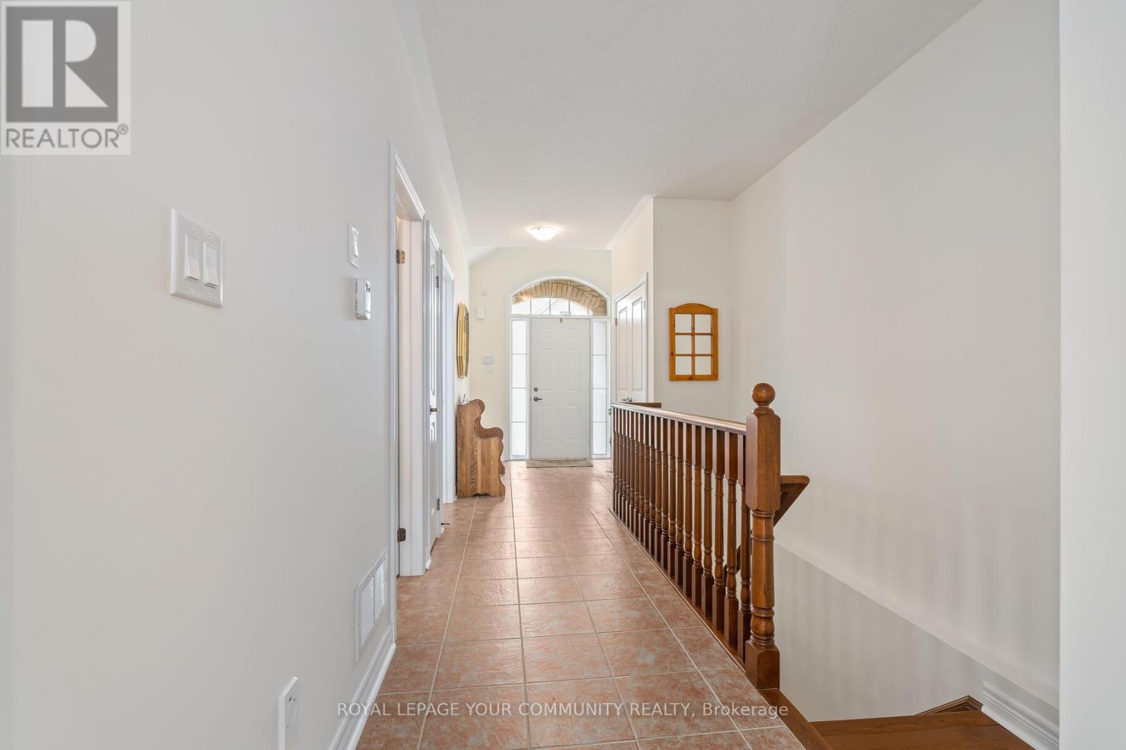 74 Locust Drive, Brampton, Ontario  L6R 0Y8 - Photo 7 - W12423437