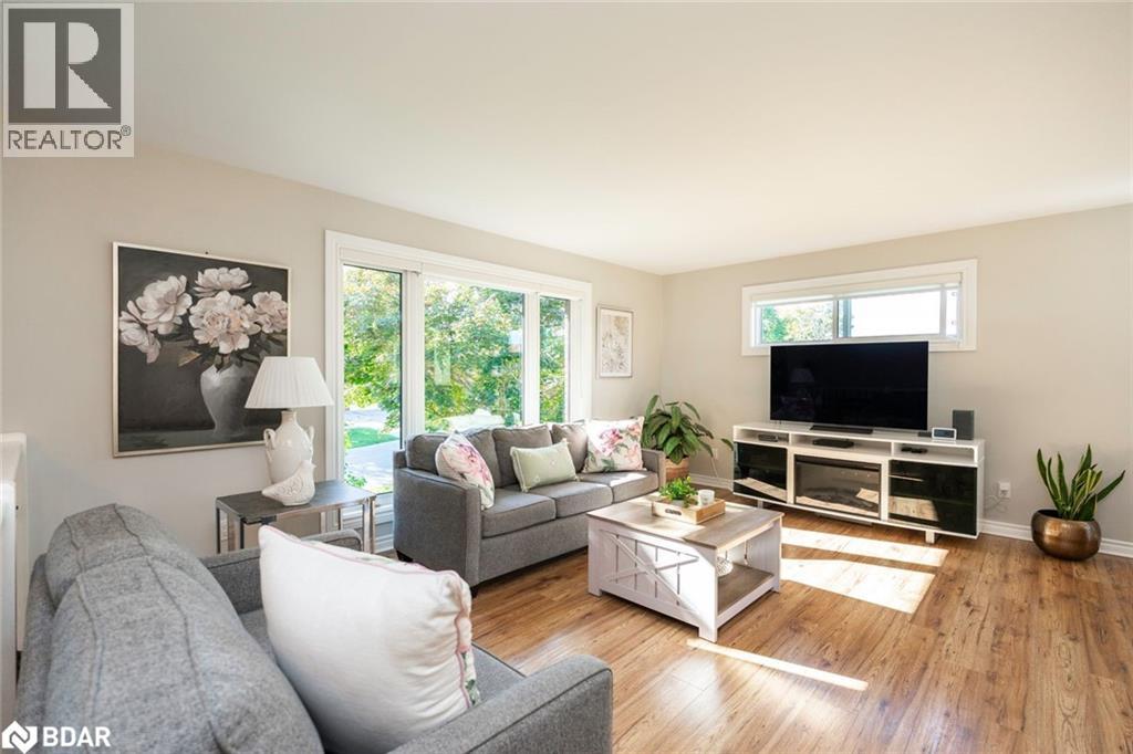 17 Bertram Drive, Elmvale, Ontario  L0L 1P0 - Photo 2 - 40784185