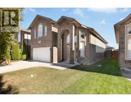 3028 MCROBBIE CRESCENT