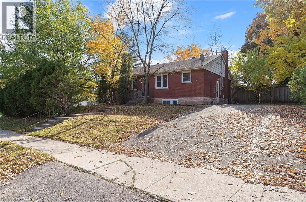 154 Elgin Crescent, Waterloo, Ontario  N2J 2S6 - Photo 1 - 40784149