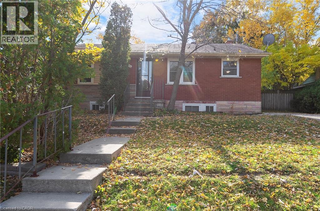 154 Elgin Crescent, Waterloo, Ontario  N2J 2S6 - Photo 2 - 40784149