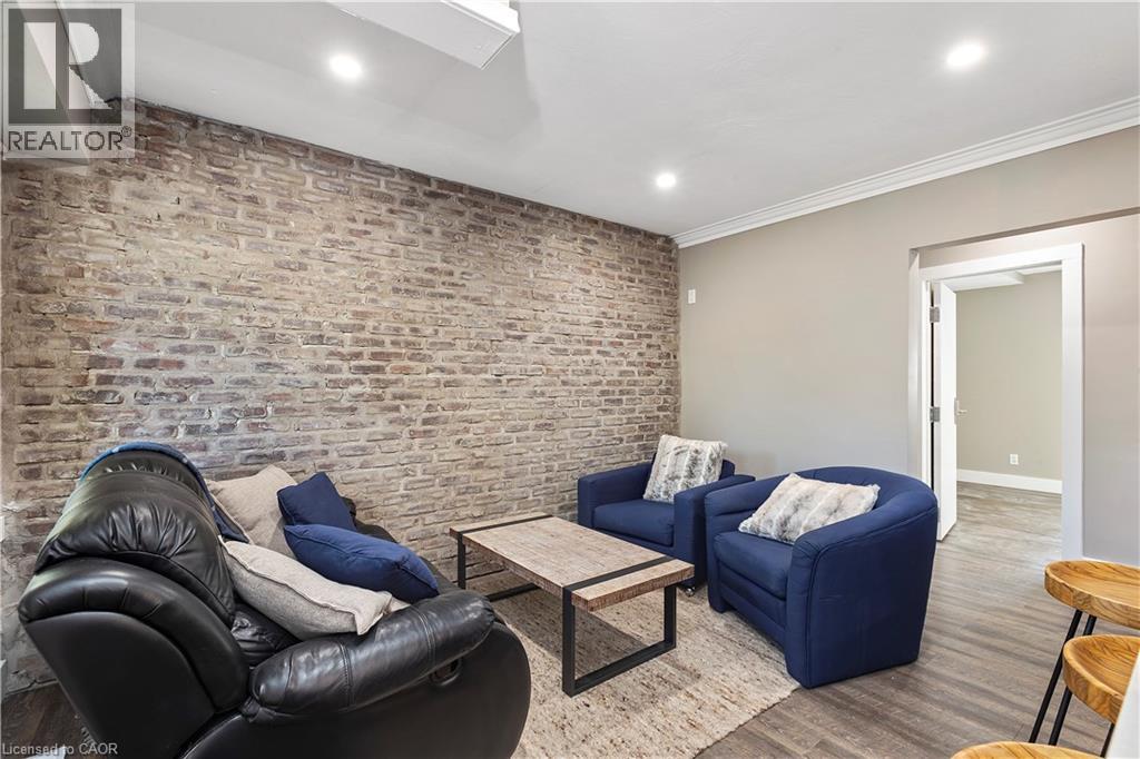 154 Elgin Crescent, Waterloo, Ontario  N2J 2S6 - Photo 4 - 40784149