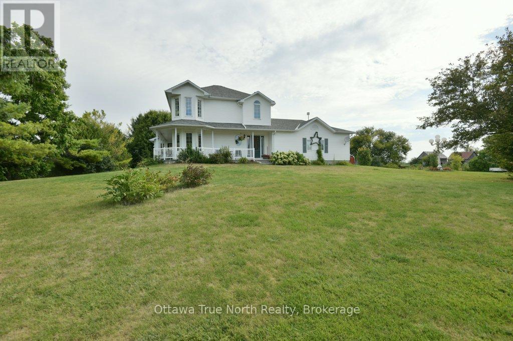 2502 DIAMONDVIEW ROAD, Ottawa, Ontario