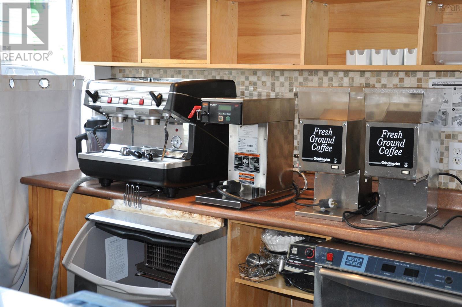 100 Montague Street, Lunenburg, Nova Scotia  B0J 2C0 - Photo 16 - 202508045