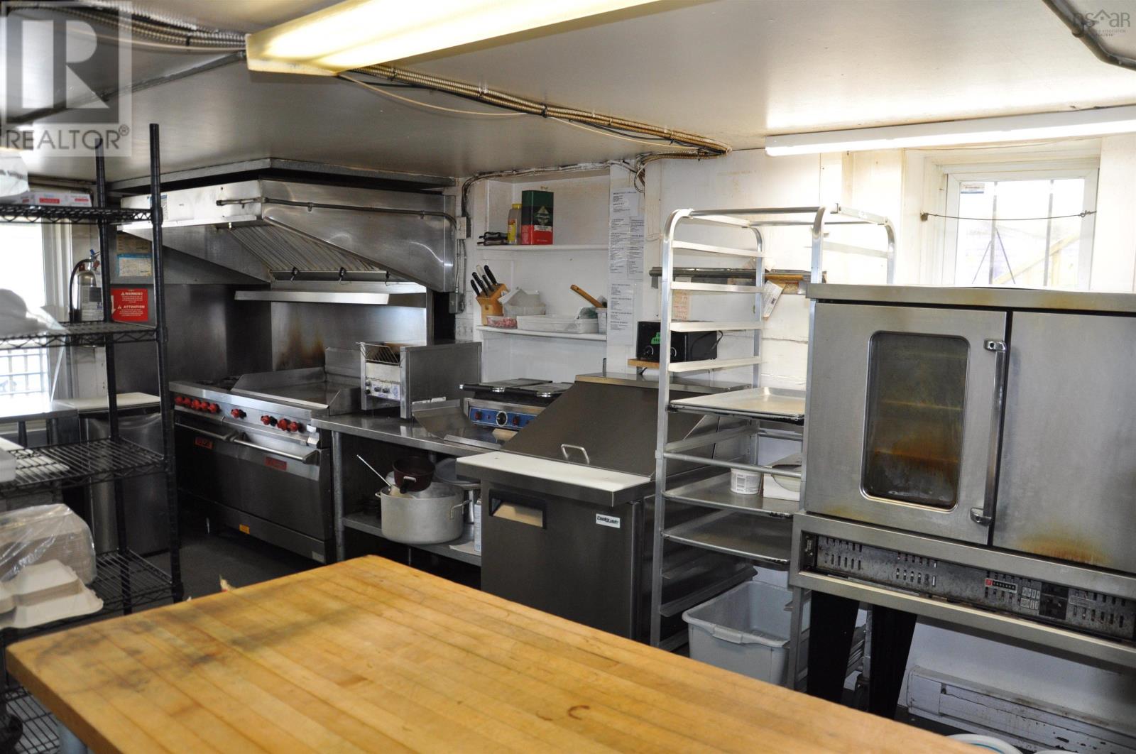 100 Montague Street, Lunenburg, Nova Scotia  B0J 2C0 - Photo 17 - 202508045